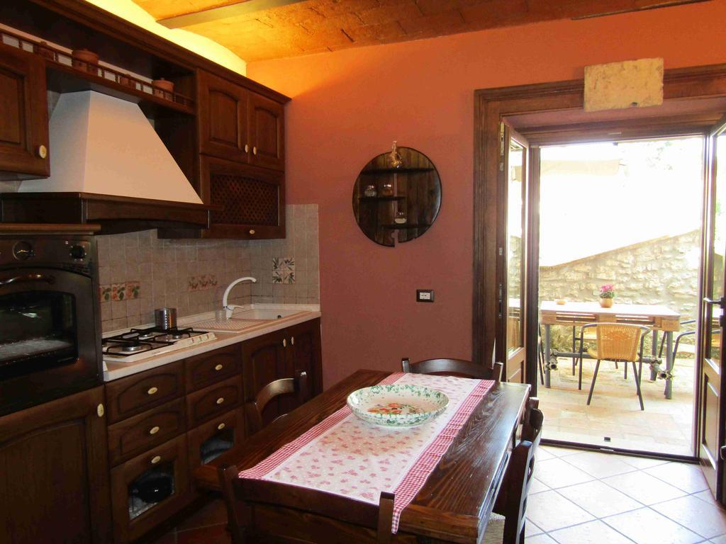 La Casetta Penna in Teverina Bagian luar foto
